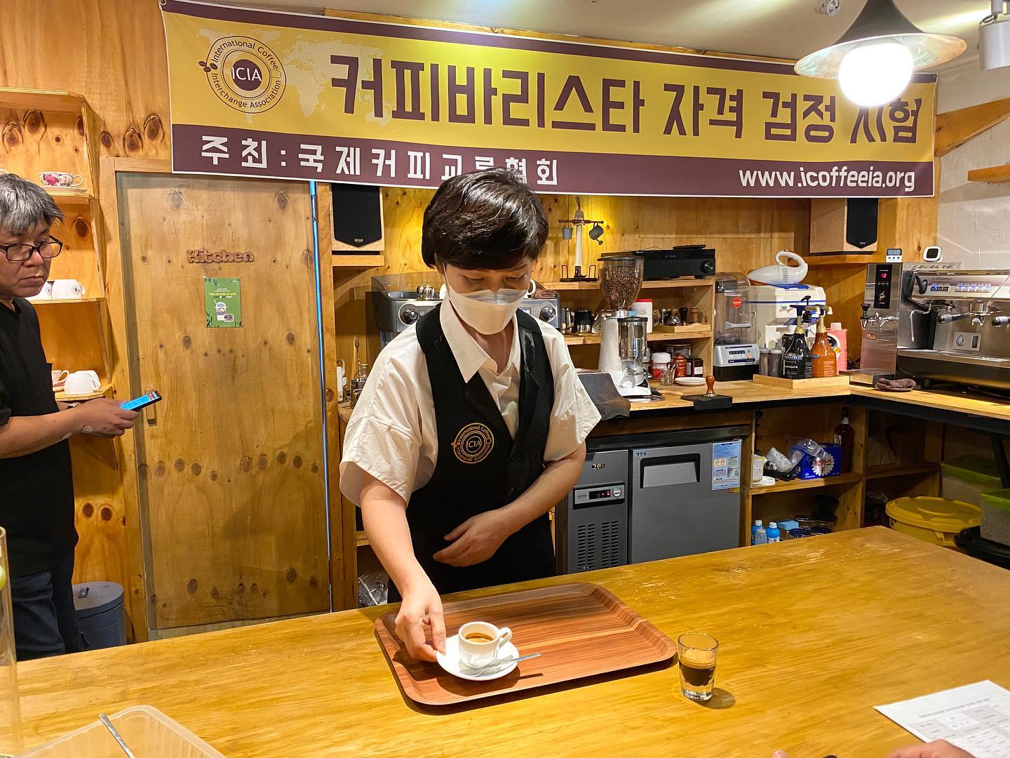 아주 오랜만에 바리스타 검정이 이뤄졌습니다.
