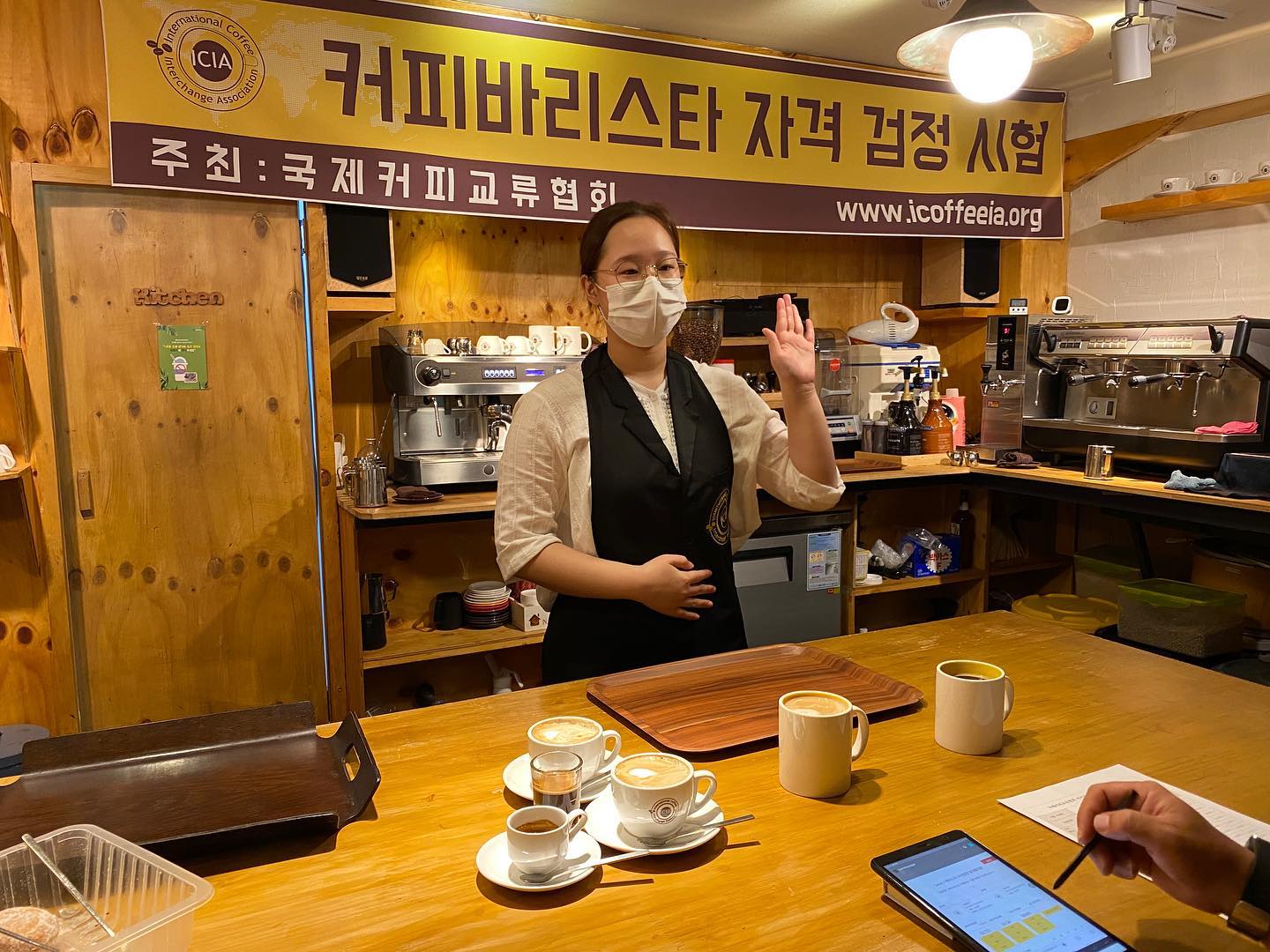 아주 오랜만에 바리스타 검정이 이뤄졌습니다.