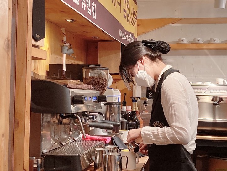 인천시 꿈드림 바리스타 교육을 무사히 잘 마치고 검정평가도 보았습니다.