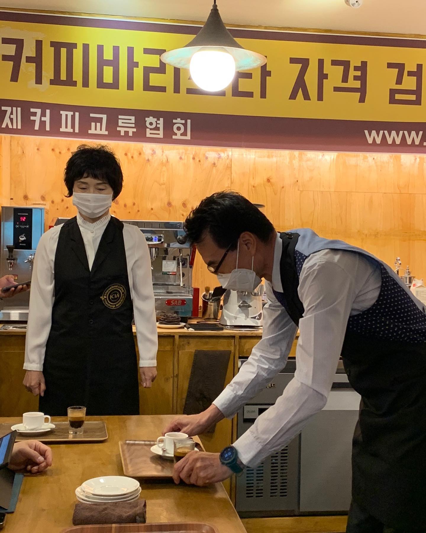 인천 중구 여성회관 바리스타교실에서 검정평가를 위해서 국제커피교류협회를 방문했습니다. (2021-04-22)